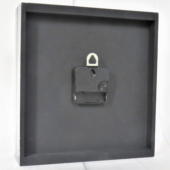 Silver Wall Clock Hammered Metal Paint Finish Square Clock.....924 - Picture 4 of 8